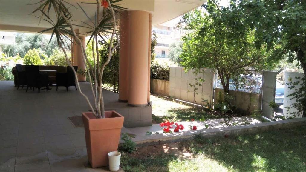 דירות קלמאטה Rose Garden מראה חיצוני תמונה
